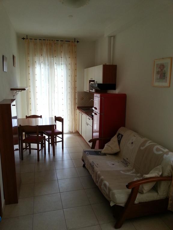 Residence La Villetta Rimini Exterior photo