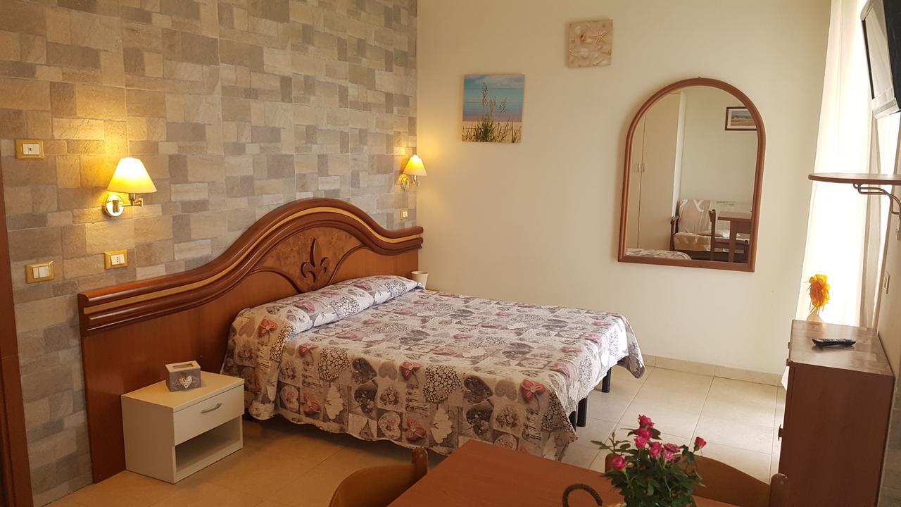 Residence La Villetta Rimini Exterior photo